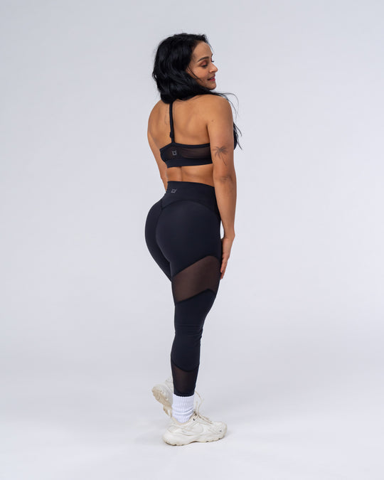 ESSENCE Performance Mesh Wrapped Legging
