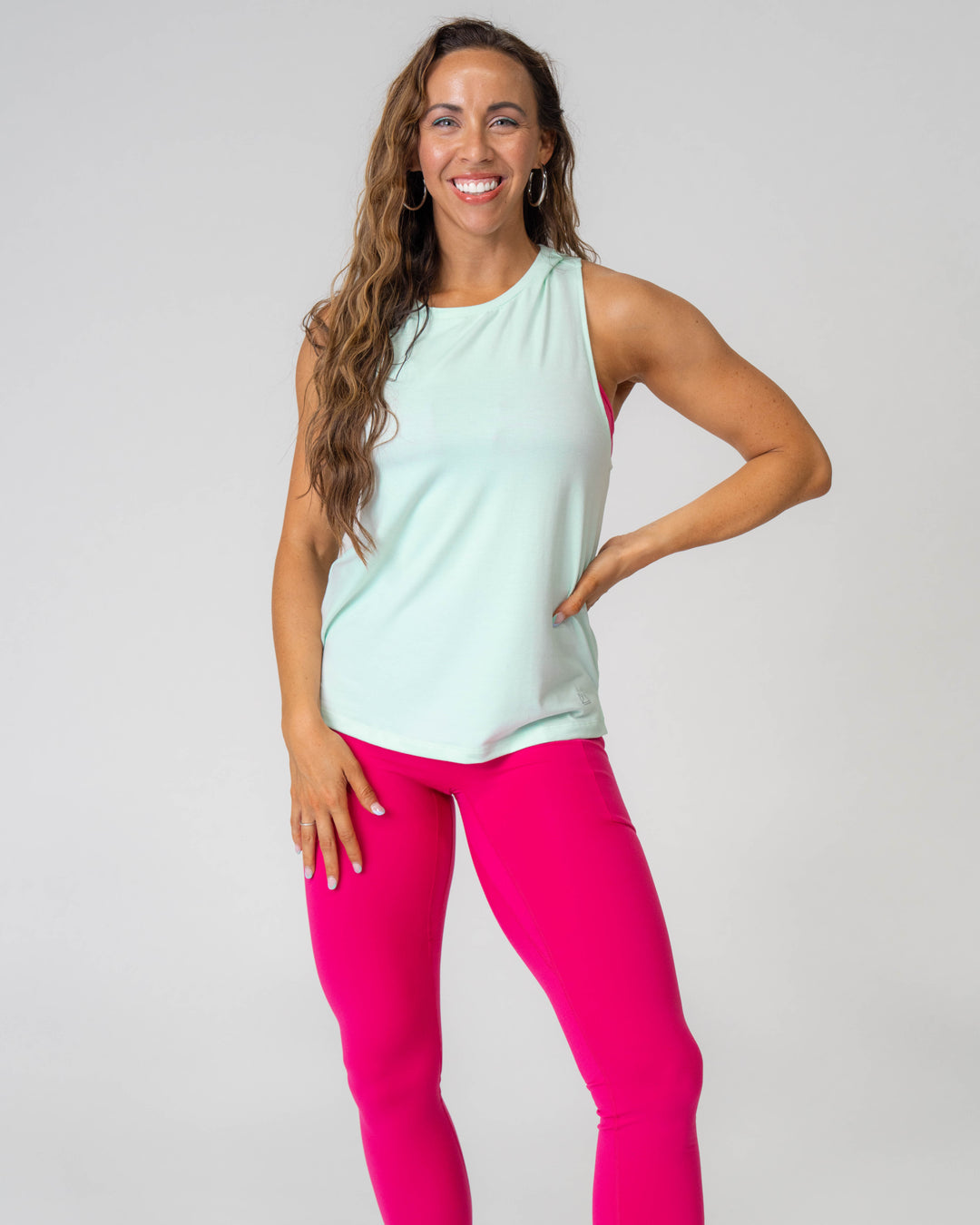 Flowy Scoop Hem Muscle Tank