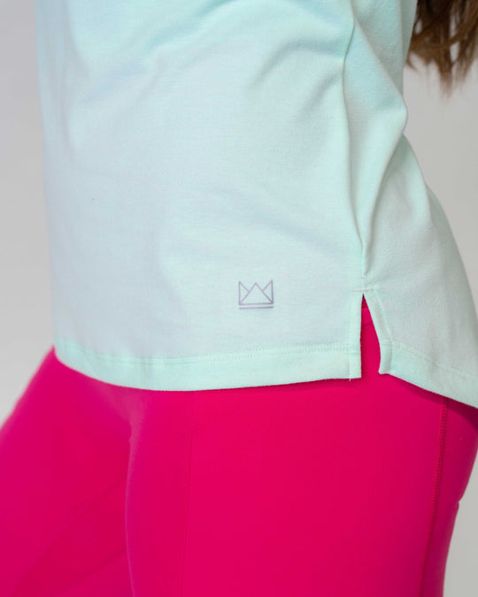 Flowy Scoop Hem Muscle Tank