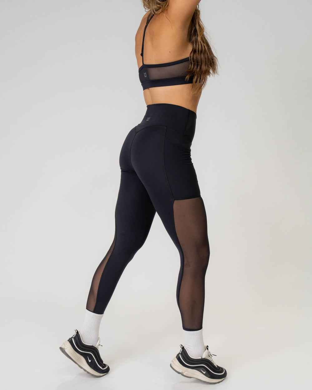 DAYDREAM Performance Full Length Legging Mesh Side Panels and Pockets