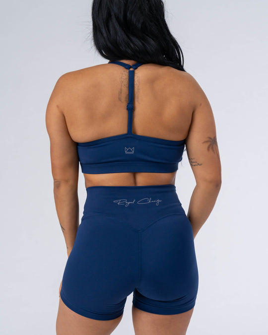 ESSENCE 4.5" Performance Short