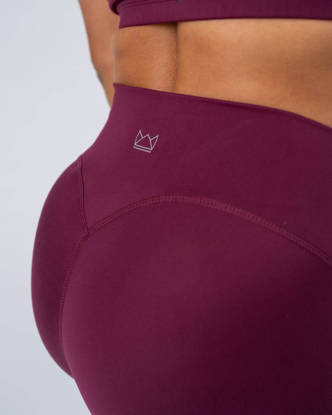 ESSENCE Performance Mesh Wrapped Legging