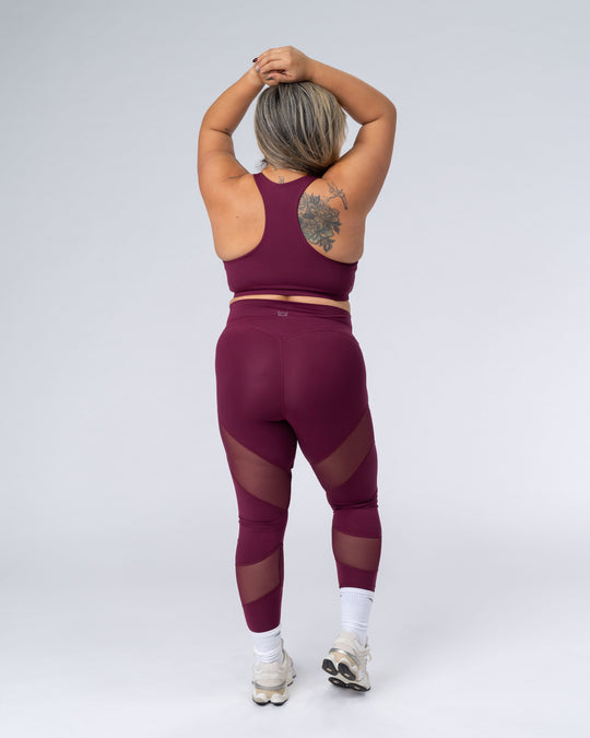 ESSENCE Performance Mesh Wrapped Legging