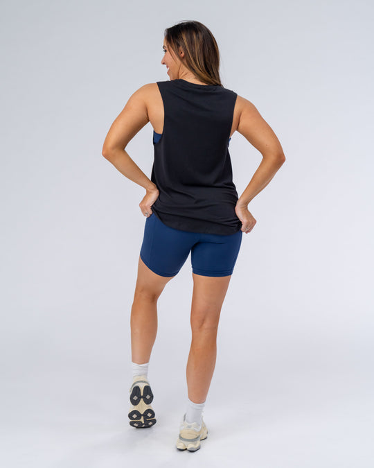 Flowy Scoop Hem Muscle Tank