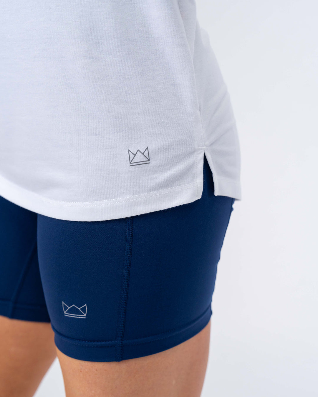 Flowy Scoop Hem Muscle Tank