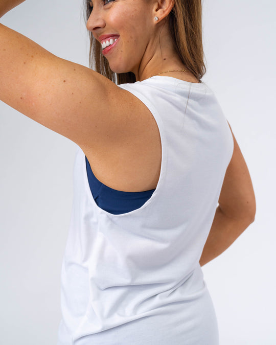 Flowy Scoop Hem Muscle Tank