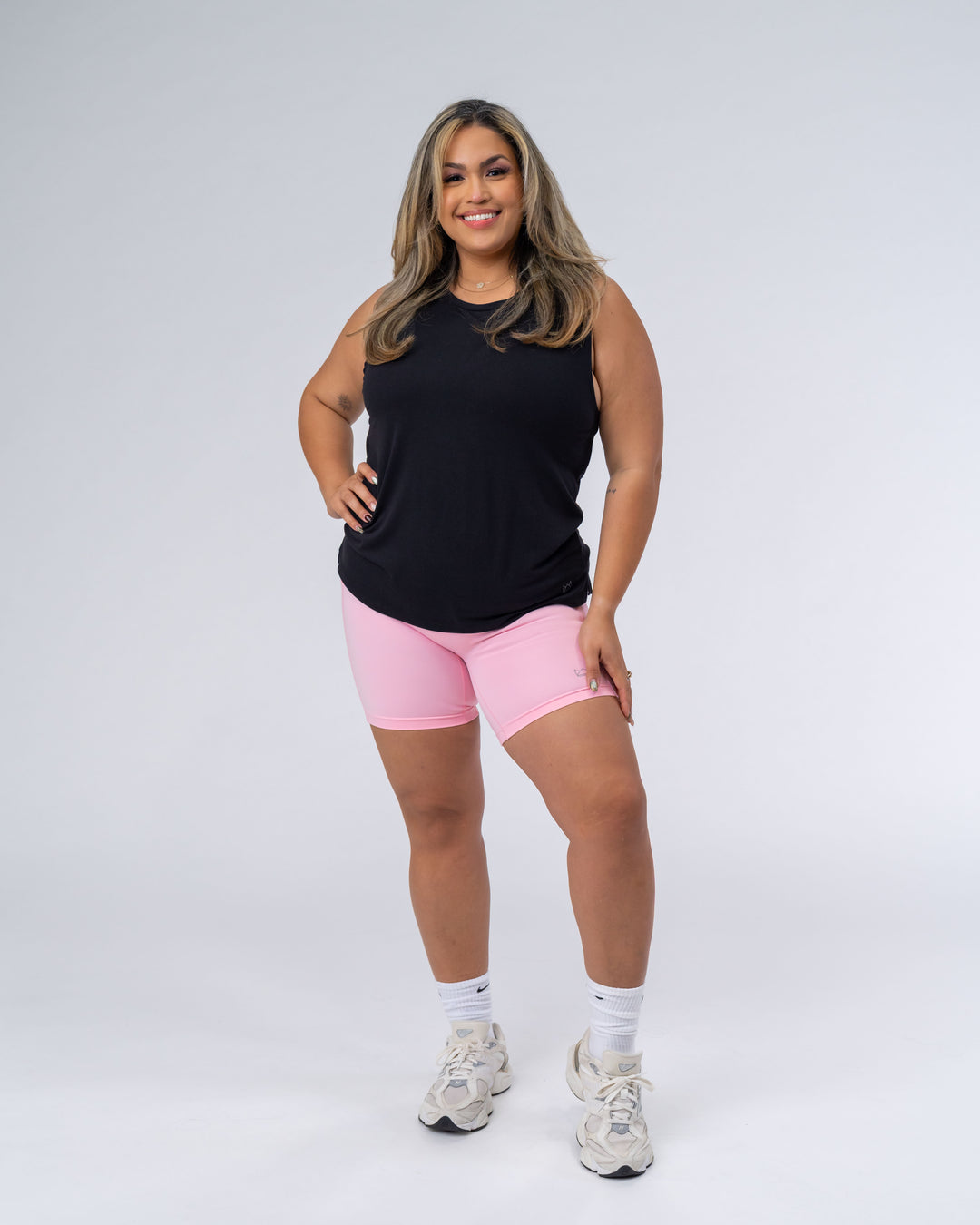 Flowy Scoop Hem Muscle Tank