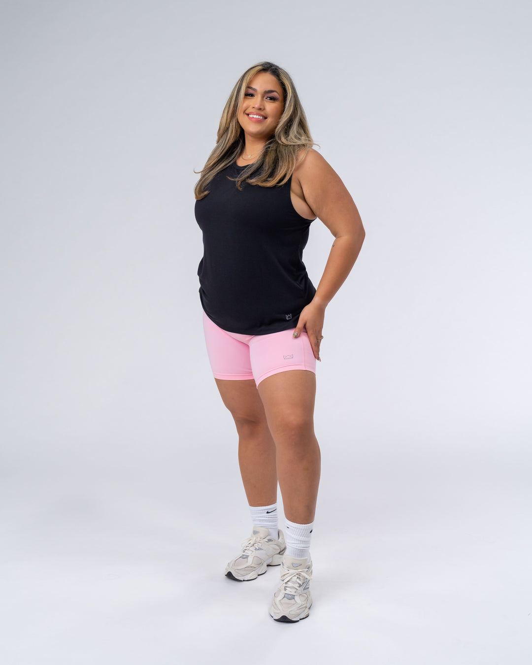 Flowy Scoop Hem Muscle Tank