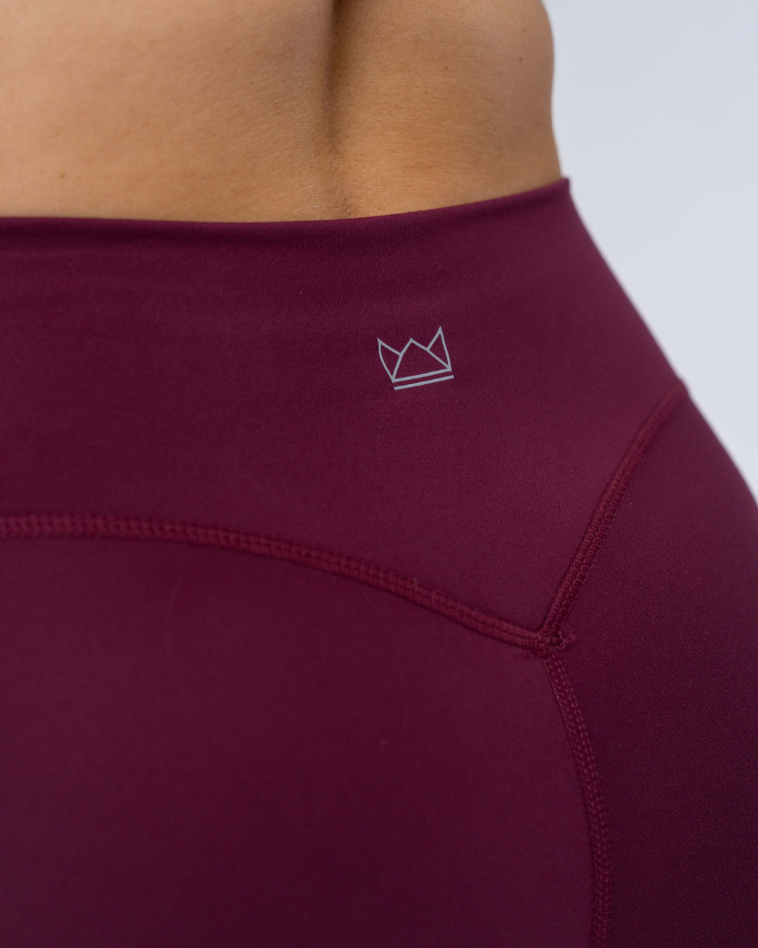 ESSENCE Performance Mesh Wrapped Legging