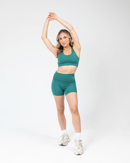Vivid 4.5" Performance Short